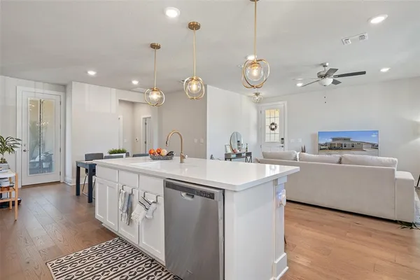 $2,780 | 8419 Laughlin Lane, Austin, TX 78744