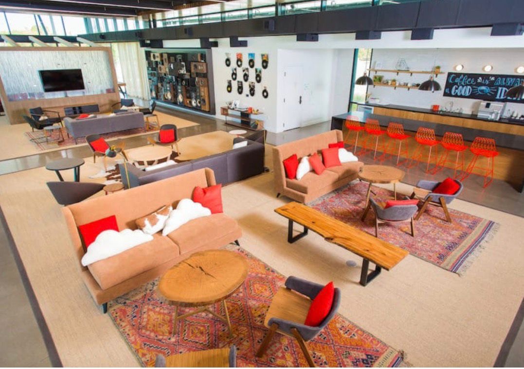 8419 Laughlin Lane Austin, TX 78744 - Photo 37 of 40 View of community lobby