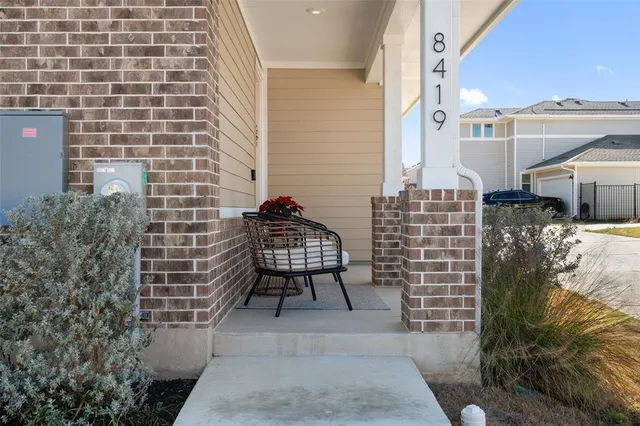 $2,900 | 8419 Laughlin Lane, Austin, TX 78744