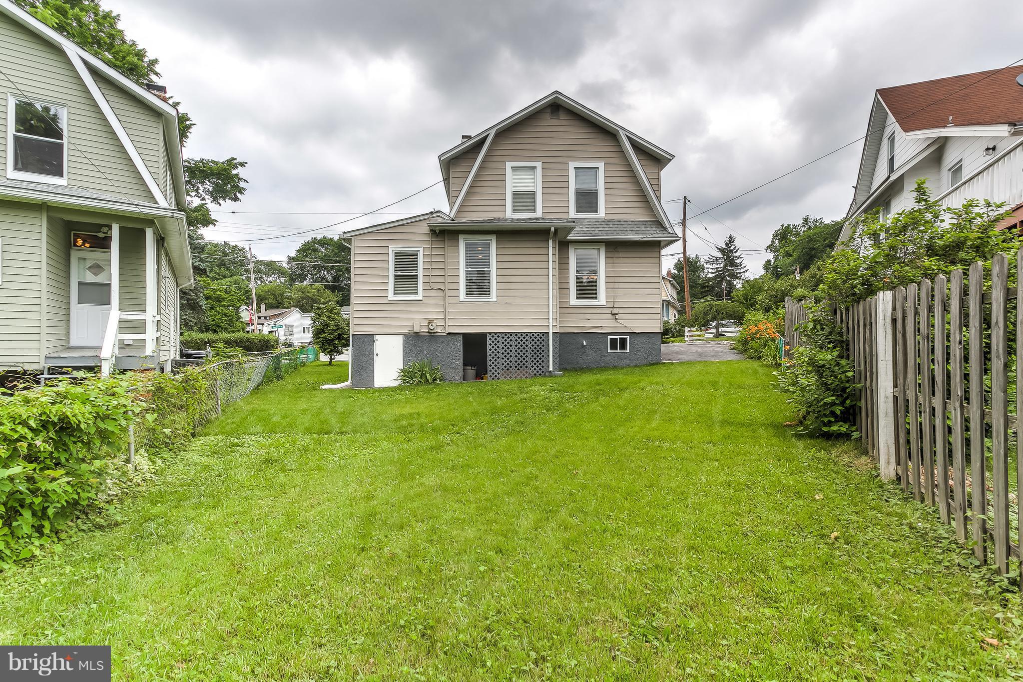 6317 Banbury Road Baltimore, MD 21239 - Photo 27 of 29 Plenty of room to roam