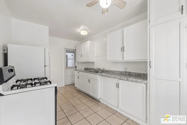 $1,675 | 1674 VÃa Salida, Unit 1, Palm Springs, CA 92264