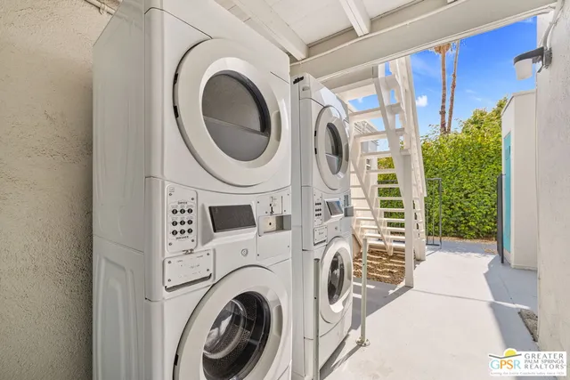 $1,675 | 1674 VÃa Salida, Unit 1, Palm Springs, CA 92264