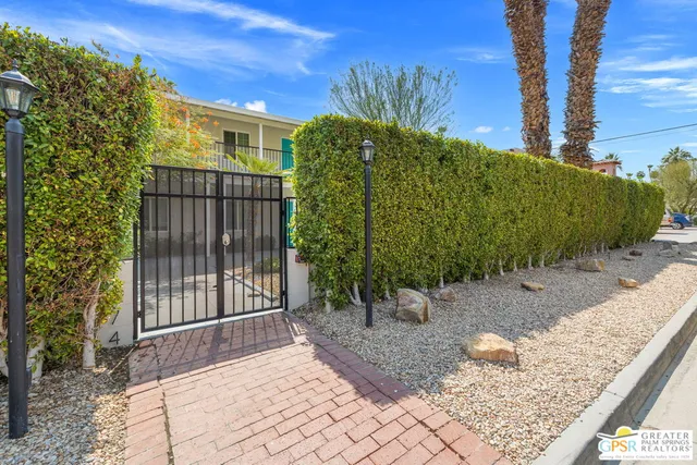 $1,675 | 1674 VÃa Salida, Unit 1, Palm Springs, CA 92264