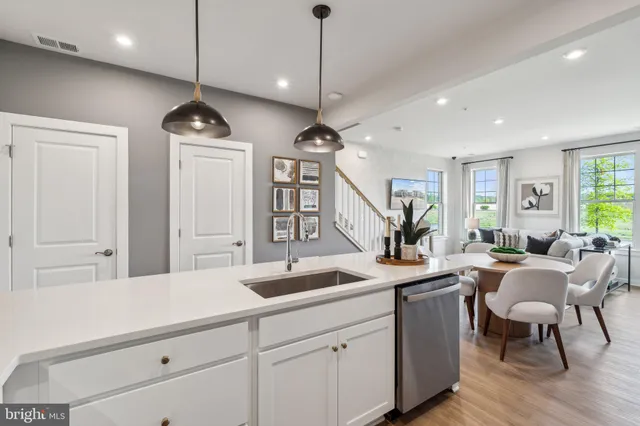 $541,560 | 1059 Inferno Terrace Southeast, Leesburg, VA 20175