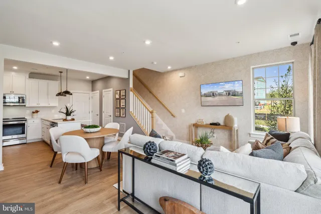 $541,560 | 1059 Inferno Terrace Southeast, Leesburg, VA 20175