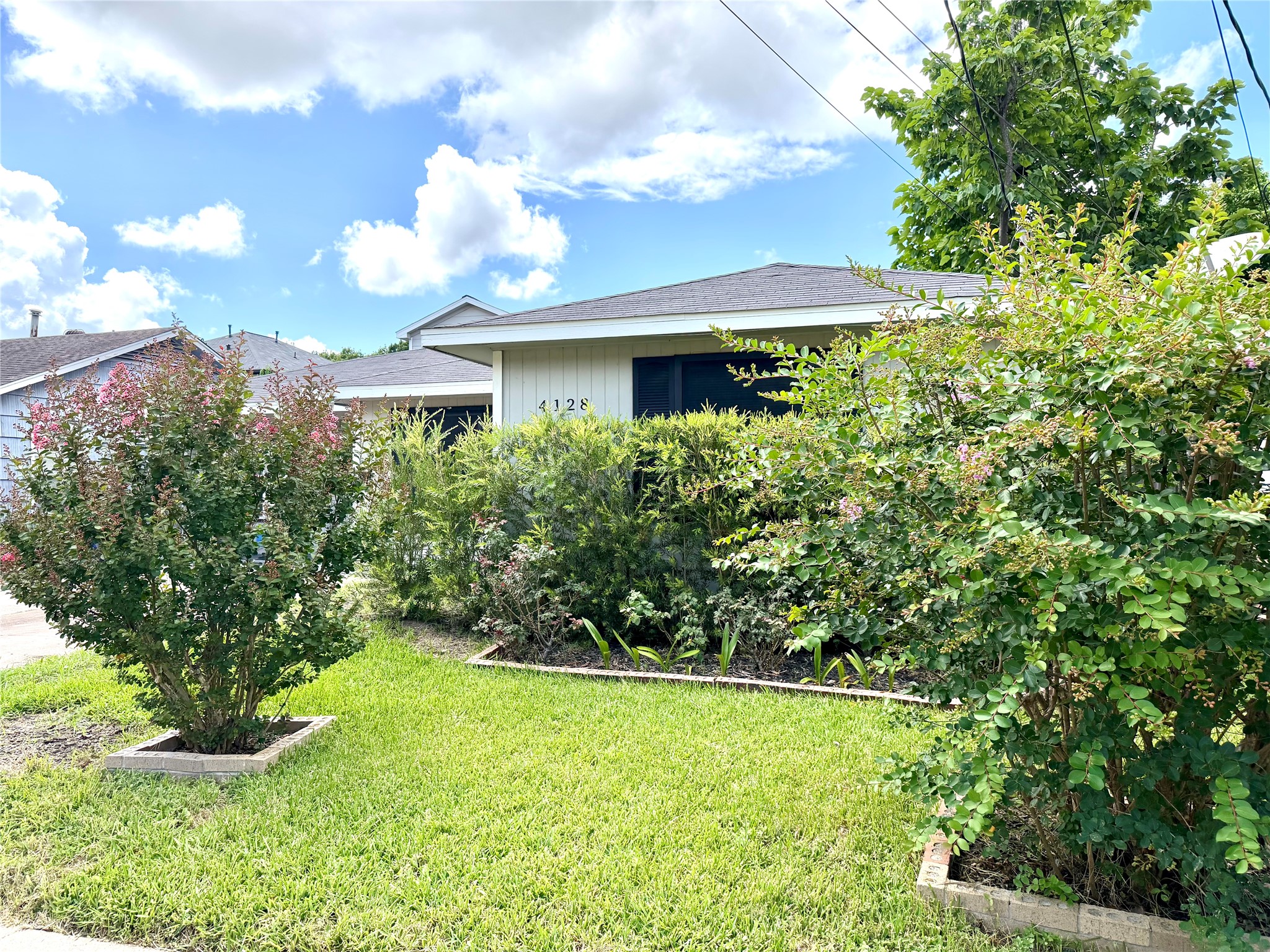 4128 Bissonnet Street Houston, TX 77005 - Photo 2 of 28