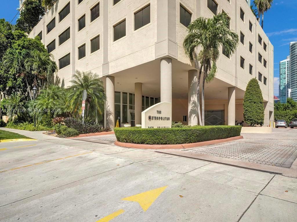2475 Brickell Avenue, Unit 804 Miami, FL 33129 - Photo 37 of 58