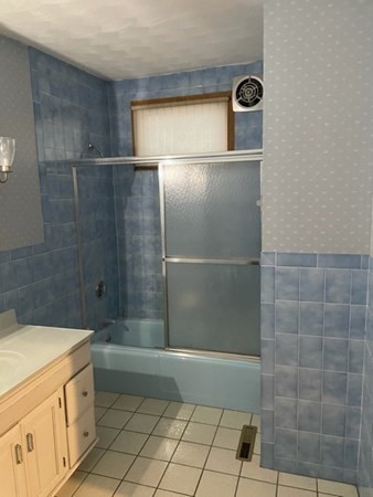 99 Acushnet Avenue Springfield, MA 01105 - Photo 27 of 42