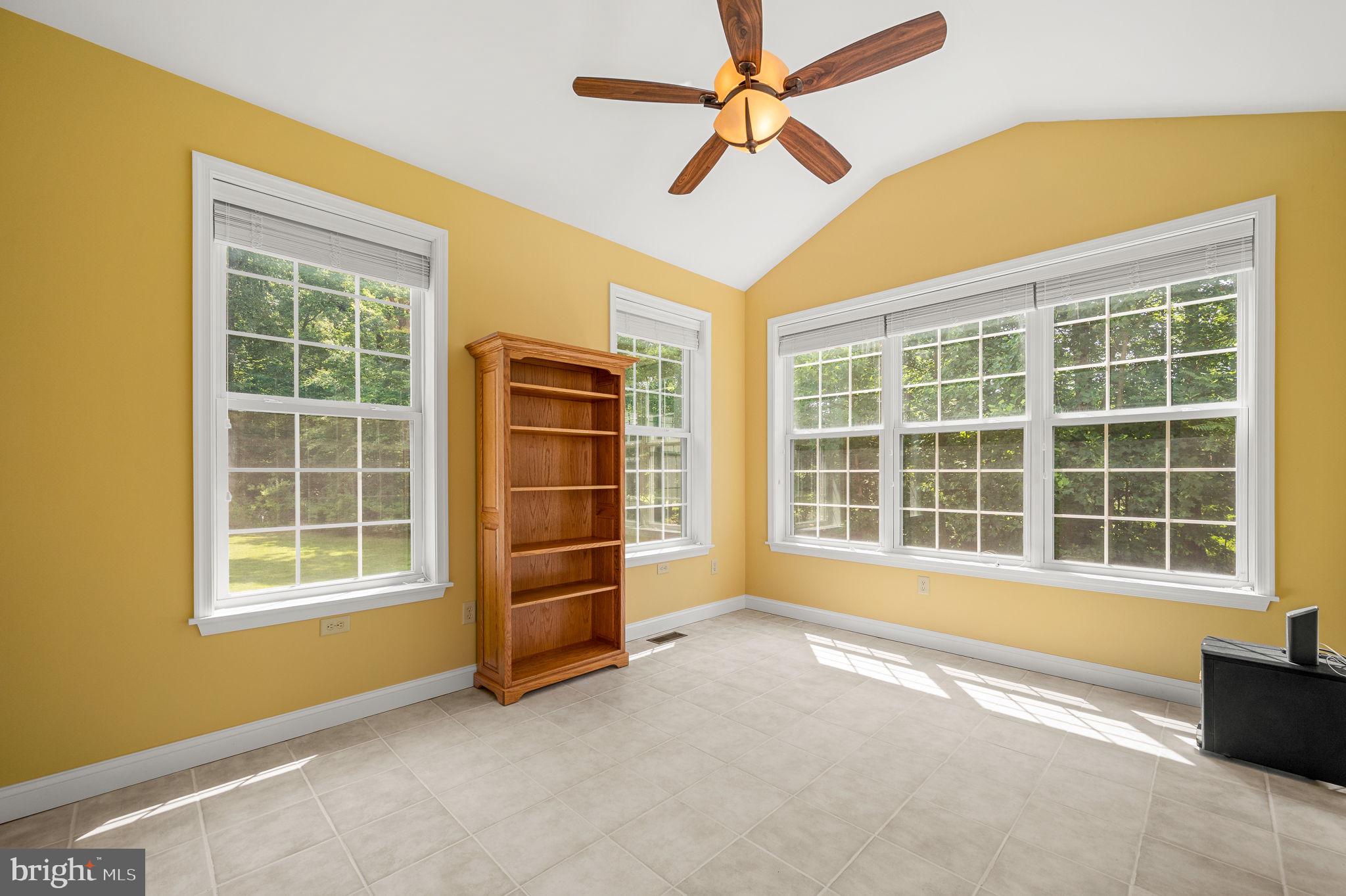 2715 Chestnut Hill Road Pottstown, PA 19465 - Photo 23 of 41 Office/Study