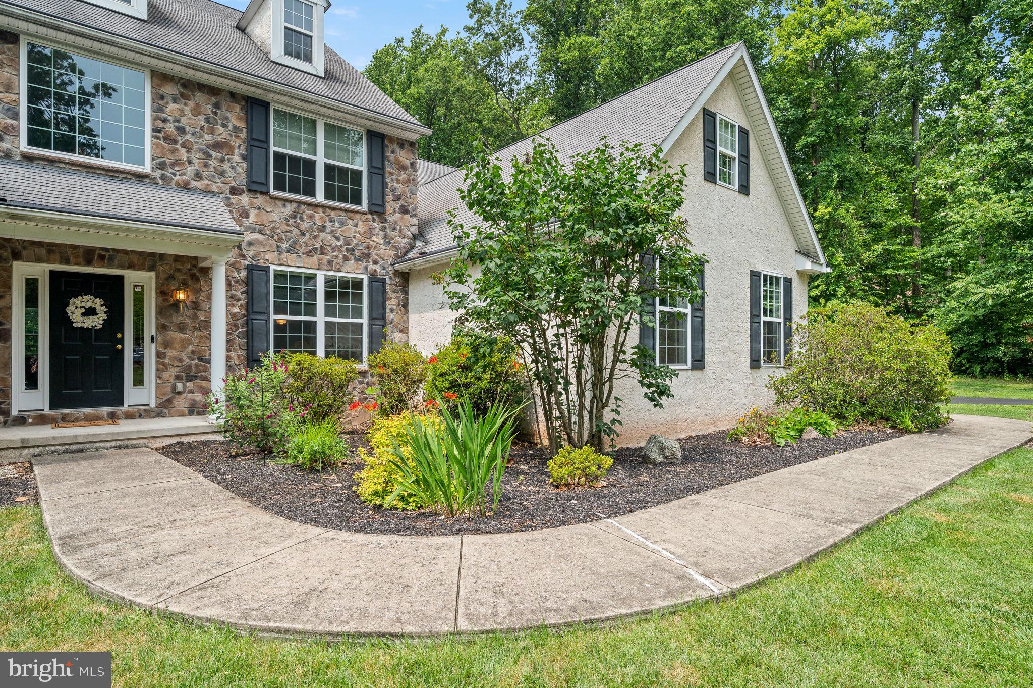 2715 Chestnut Hill Road Pottstown, PA 19465 - Photo 5 of 41 Gallery Image 5
