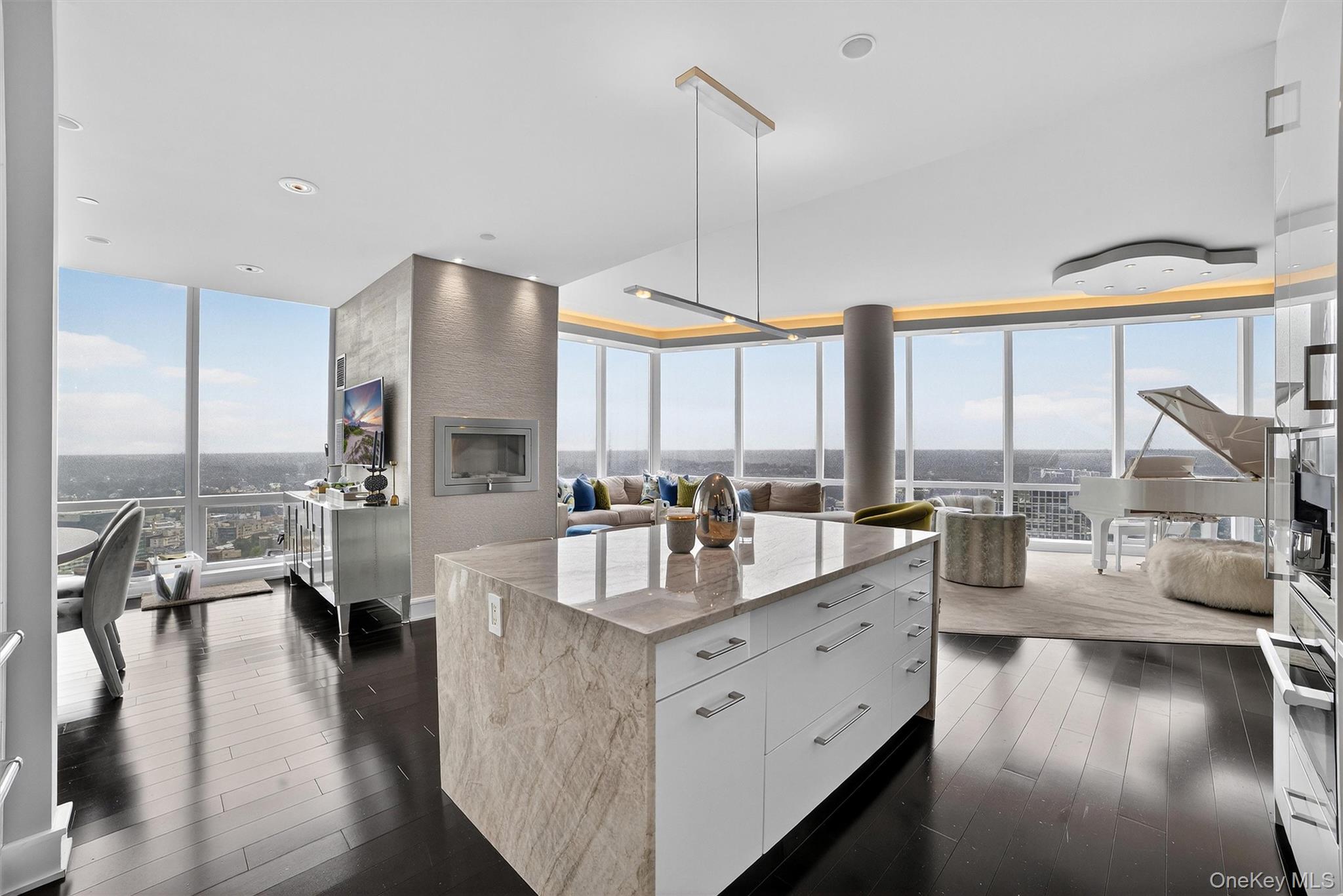 5 Renaissance Square, Unit PH9E White Plains, NY 10601 - Photo 17 of 46