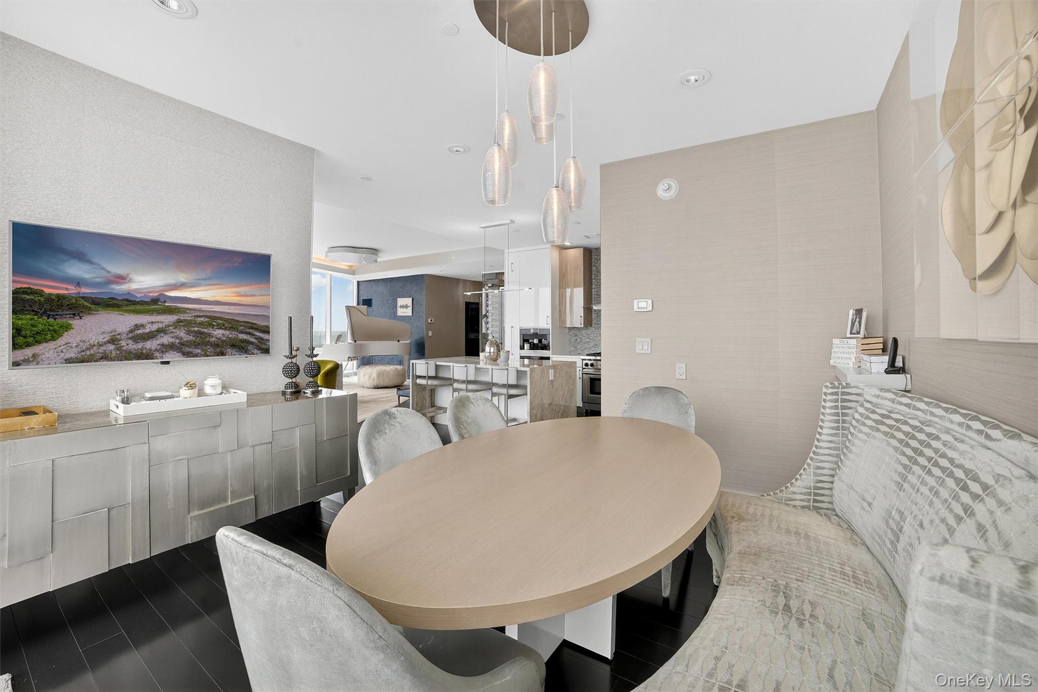 5 Renaissance Square, Unit PH9E White Plains, NY 10601 - Photo 21 of 46