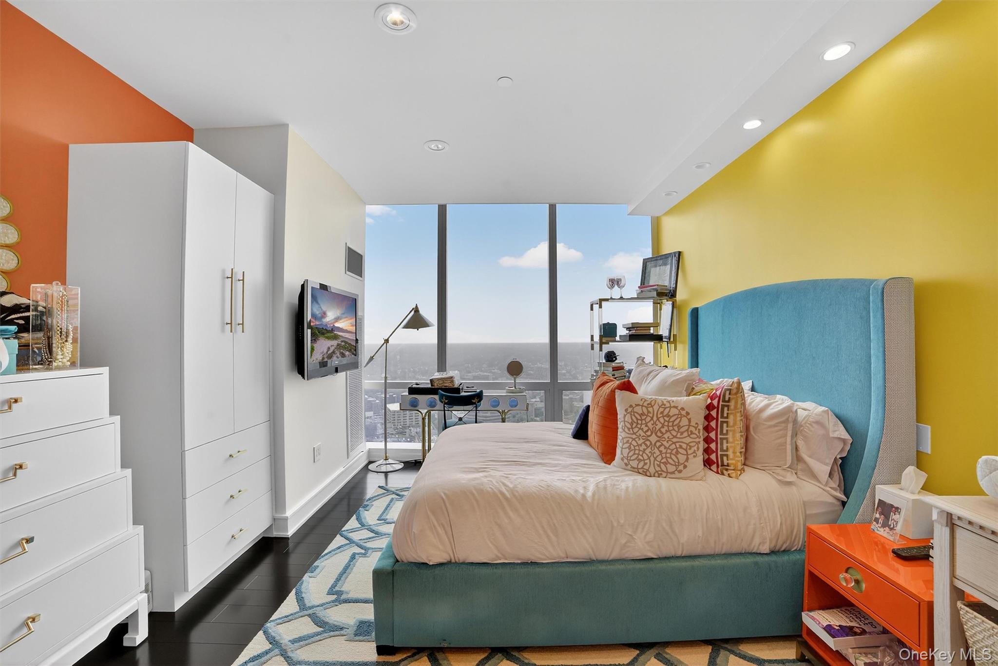 5 Renaissance Square, Unit PH9E White Plains, NY 10601 - Photo 27 of 46