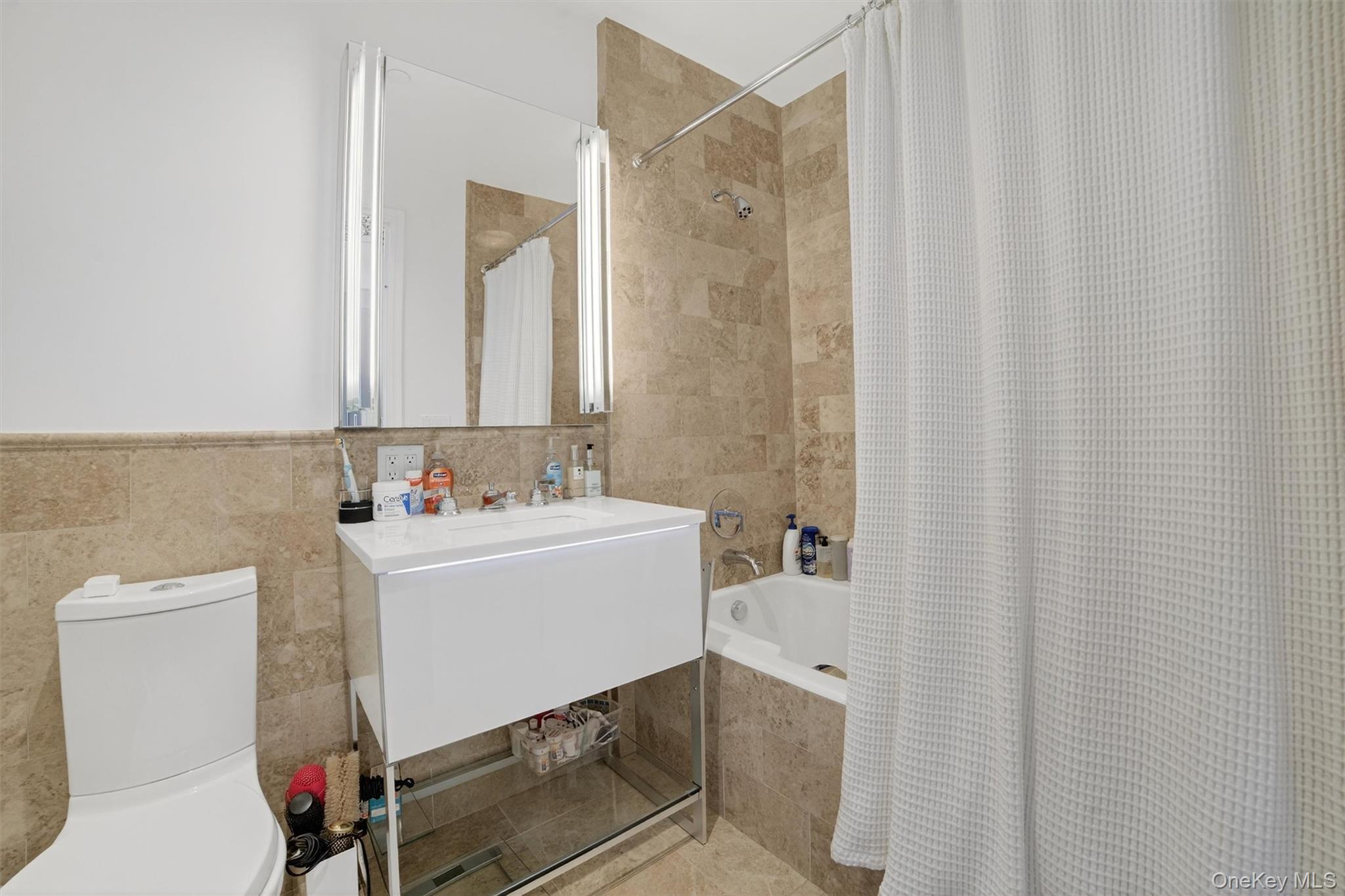 5 Renaissance Square, Unit PH9E White Plains, NY 10601 - Photo 32 of 46