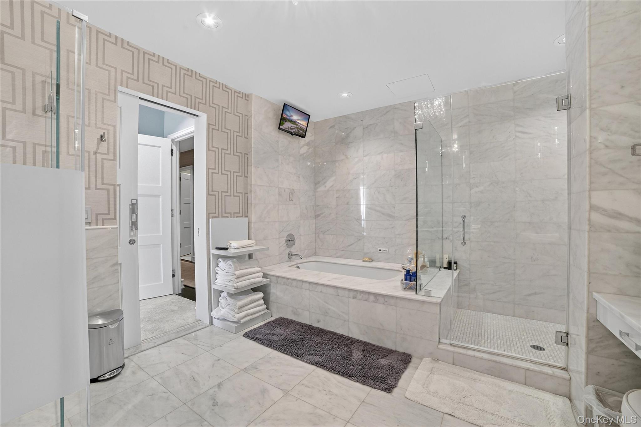 5 Renaissance Square, Unit PH9E White Plains, NY 10601 - Photo 44 of 46