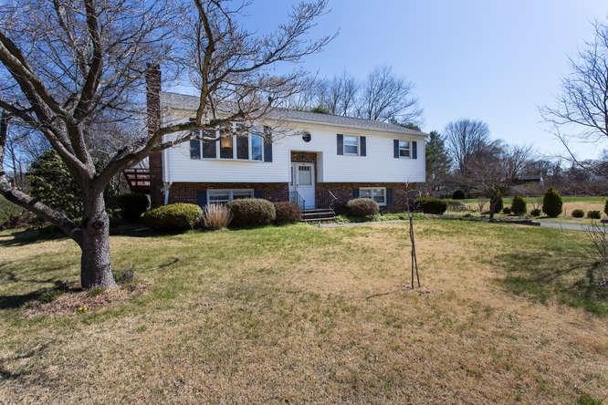 9 Caye Road Danbury, CT 06811 - Photo 1 of 1