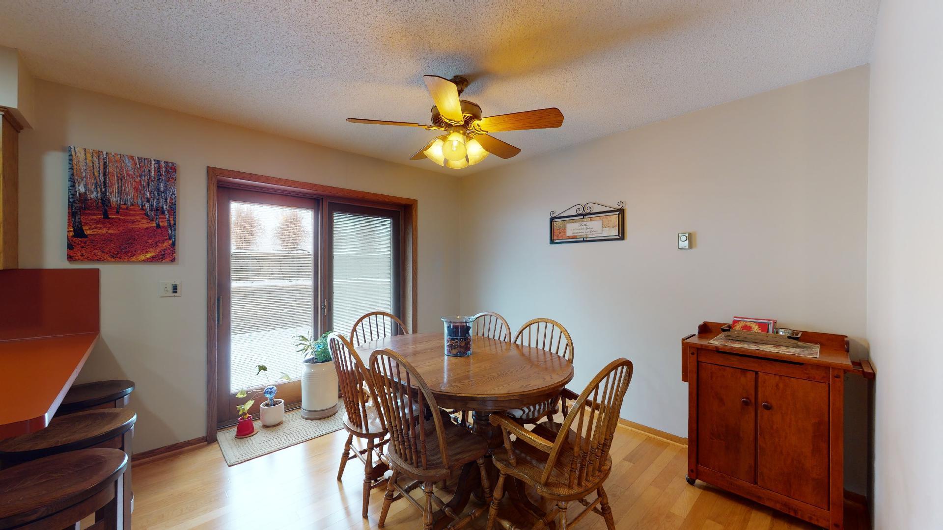 1412 Willow Lane Southwest Rochester, MN 55902 - Photo 8 of 24