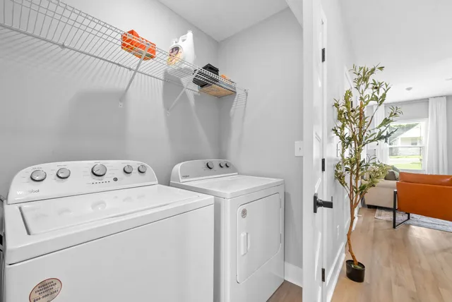 $1,600 | 1113 Crossland Avenue, Unit A, Clarksville, TN 37040