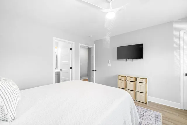 $1,600 | 1113 Crossland Avenue, Unit A, Clarksville, TN 37040