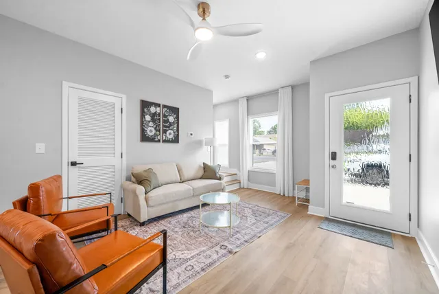 $1,600 | 1113 Crossland Avenue, Unit A, Clarksville, TN 37040