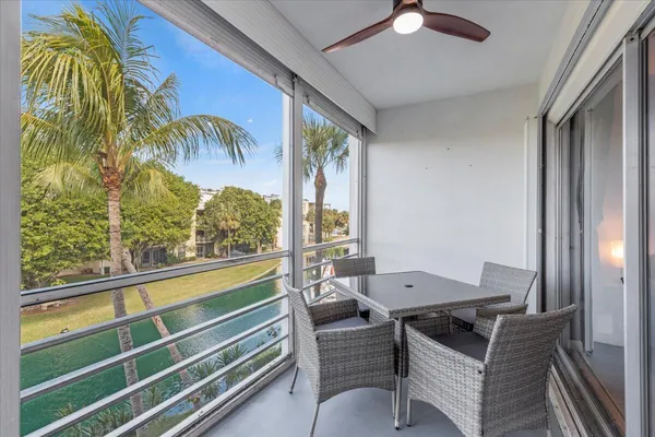 $2,200 | 300 Waterway Drive South, Unit 308, Lantana, FL 33462