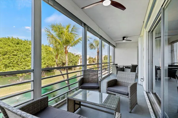 $2,200 | 300 Waterway Drive South, Unit 308, Lantana, FL 33462