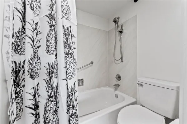 $2,200 | 300 Waterway Drive South, Unit 308, Lantana, FL 33462