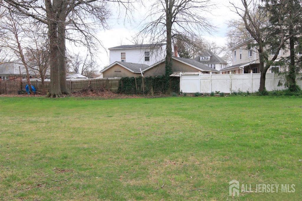 808 King Georges Road Fords, NJ 08863 - Photo 3 of 6