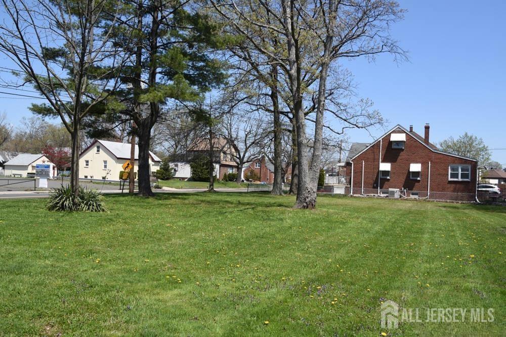 808 King Georges Road Fords, NJ 08863 - Photo 4 of 6