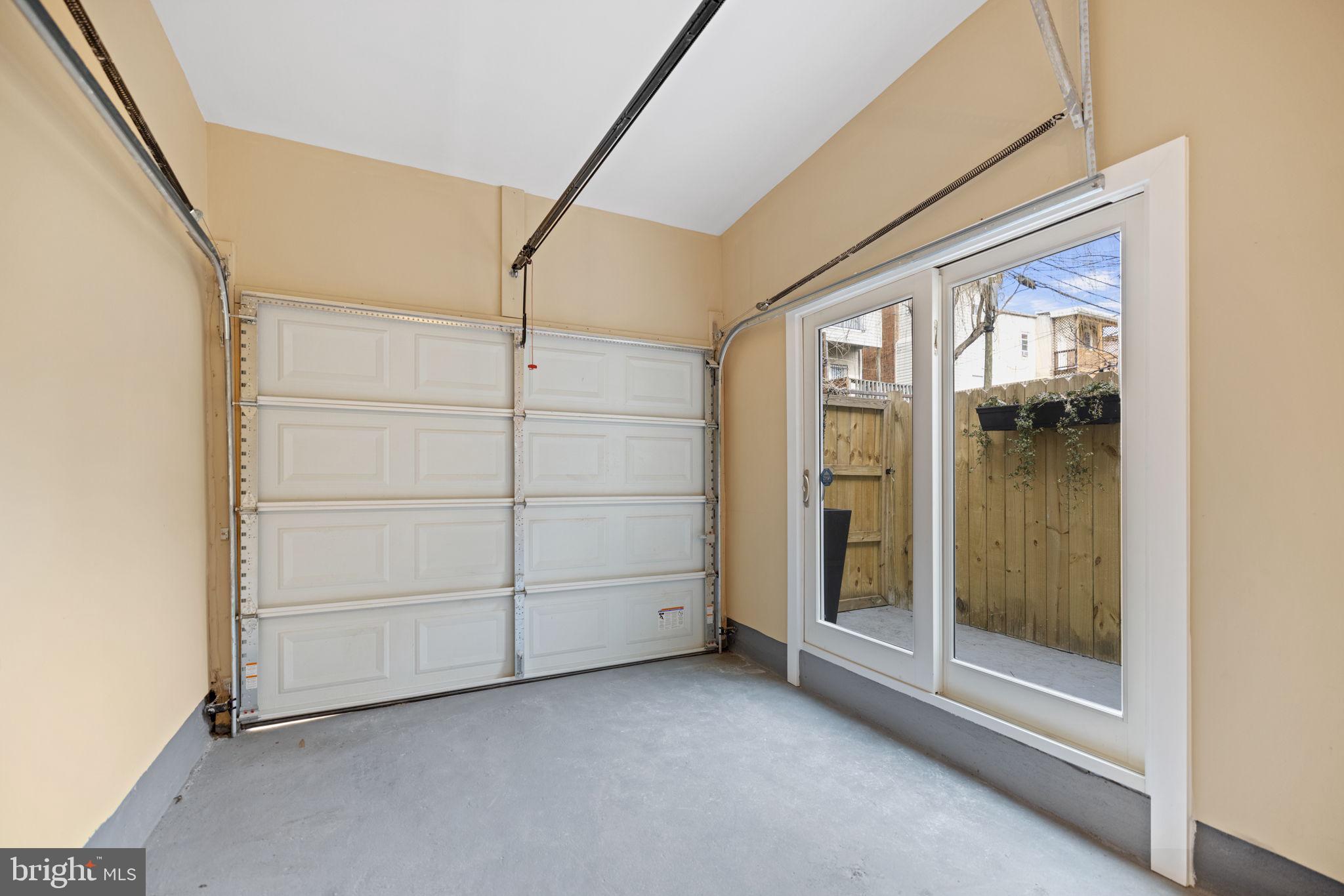 29 Seaton Place Northwest Washington, DC 20001 - Photo 35 of 41