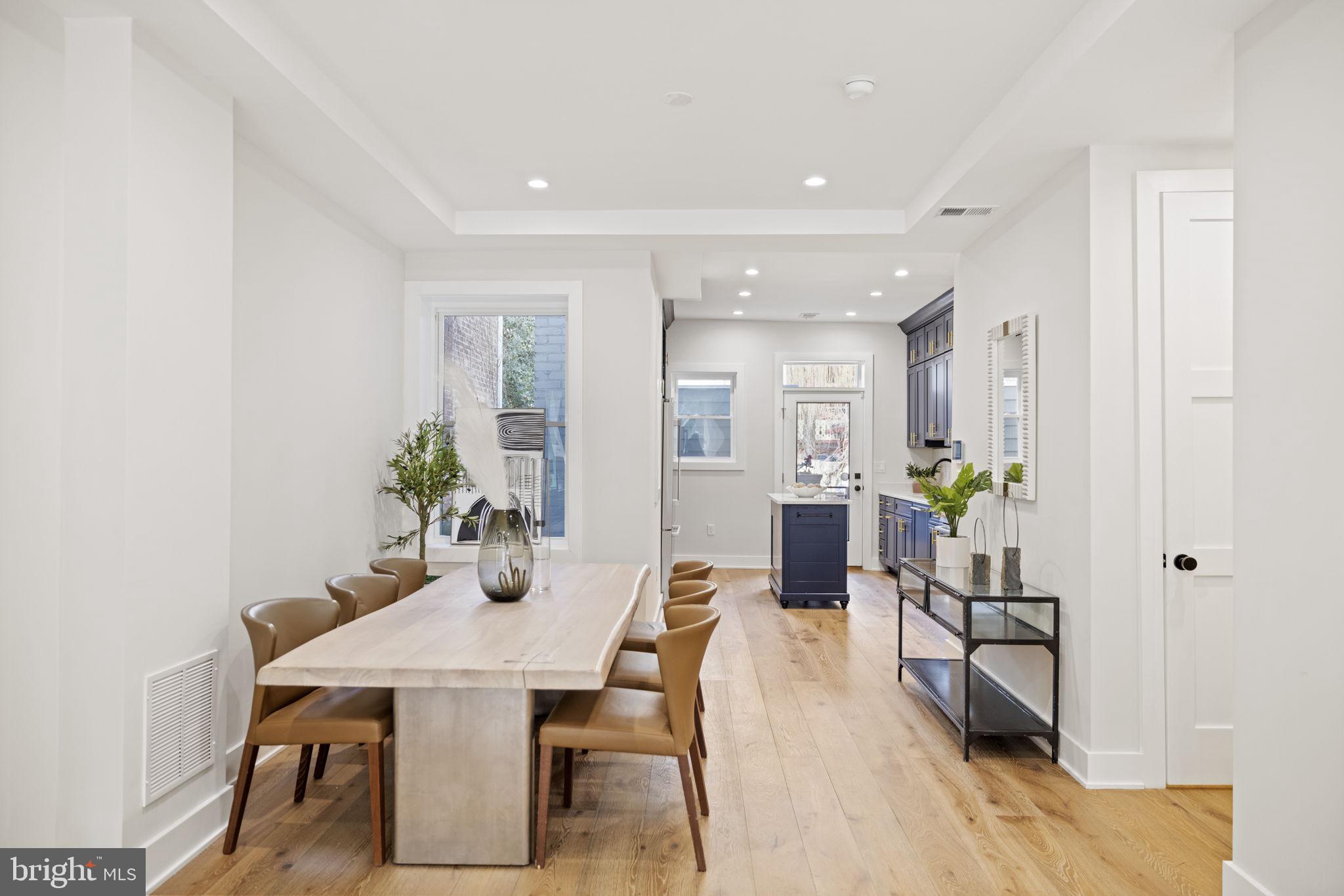 29 Seaton Place Northwest Washington, DC 20001 - Photo 7 of 41