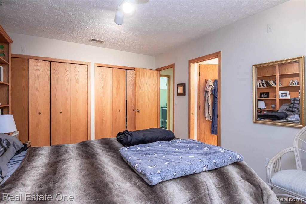 6687 Ridgeview Drive, Unit 55 Clarkston, MI 48346 - Photo 19 of 28