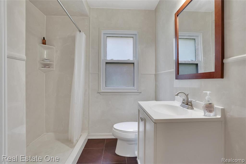 2928 West Tienken Road Rochester Hills, MI 48306 - Photo 11 of 21