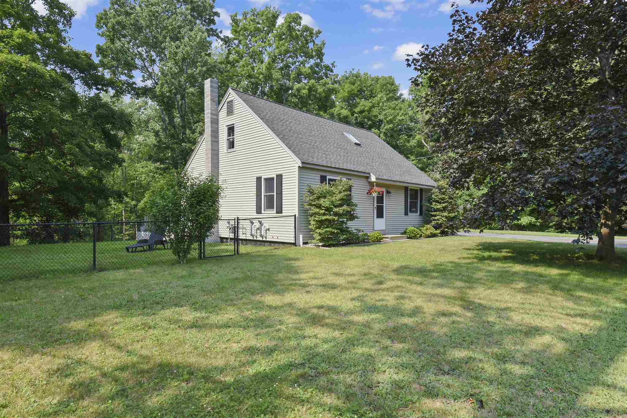 1 Weare Road Hampton Falls, NH 03844 - Photo 1 of 31