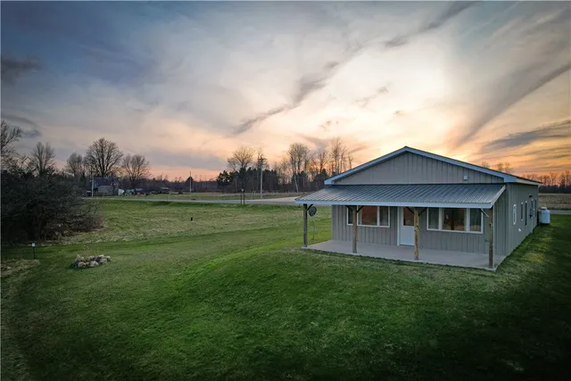 $299,000 | 270 E Road, Heuvelton, NY 13654