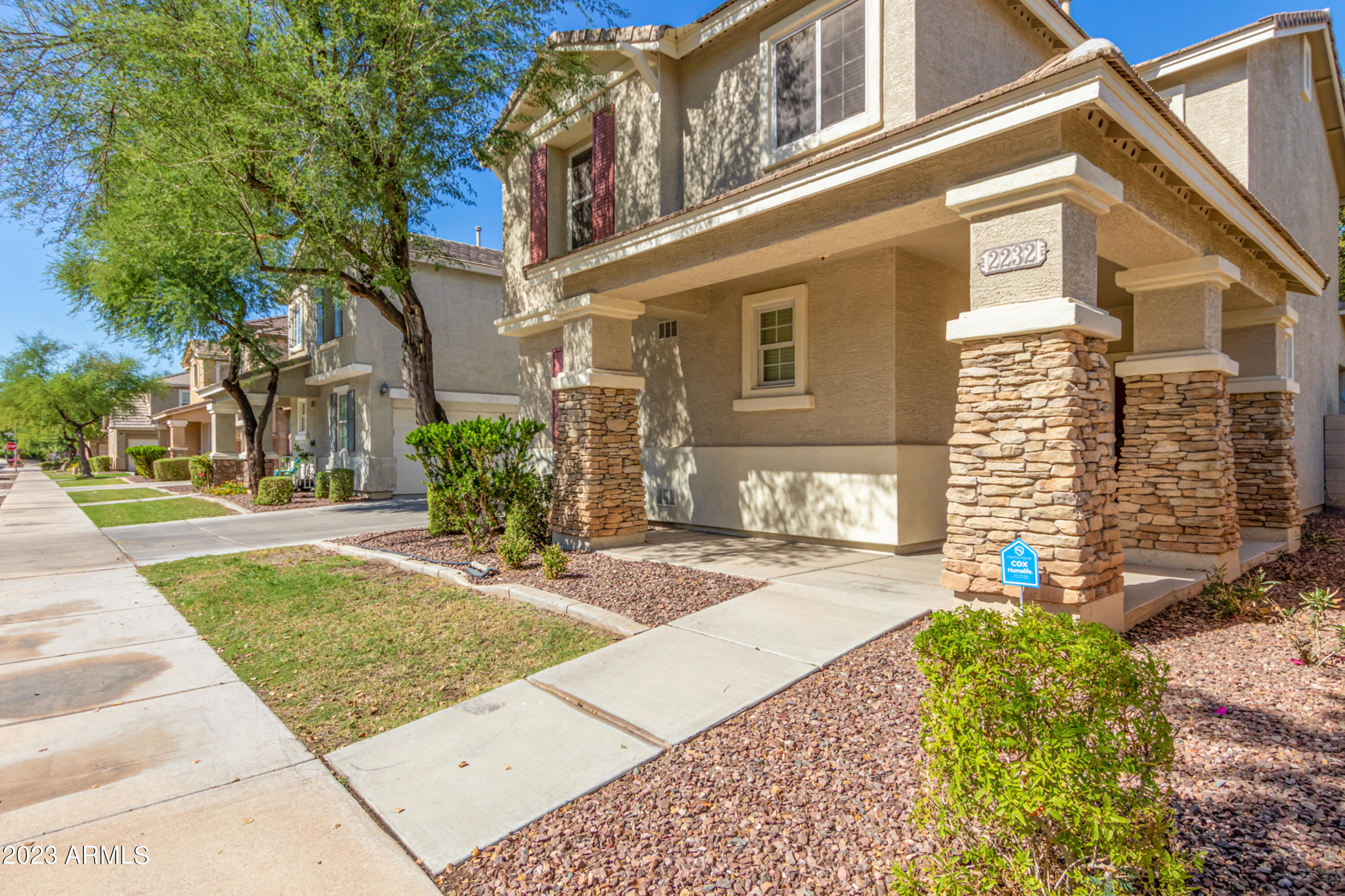 2232 East Pecan Road Phoenix, AZ 85040 - Photo 3 of 35 03 - Pecan