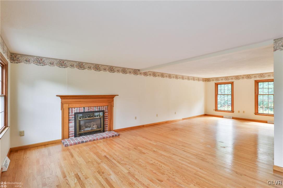 1097 Hawthorn Road Allentown, PA 18103 - Photo 17 of 46 Gallery Image 17