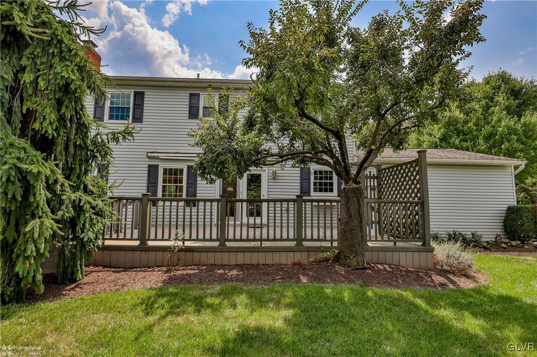 1097 Hawthorn Road Allentown, PA 18103 - Photo 3 of 46 Gallery Image 3