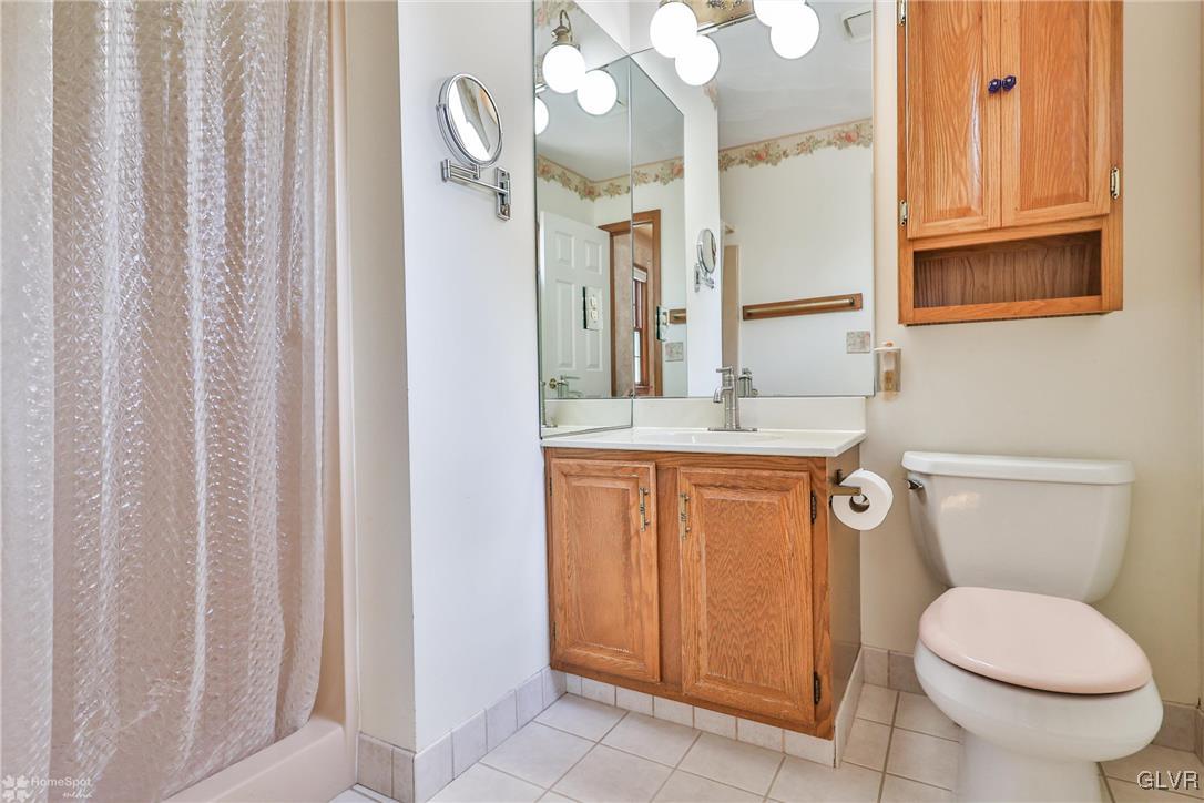 1097 Hawthorn Road Allentown, PA 18103 - Photo 33 of 46 Gallery Image 33