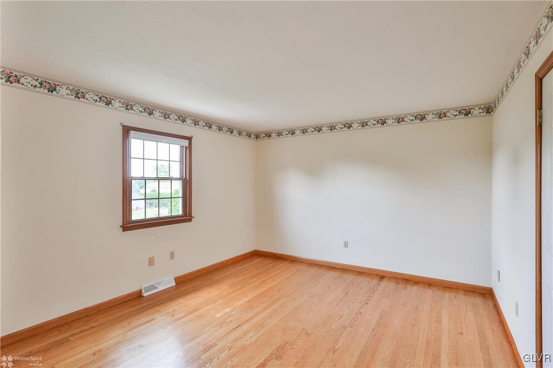1097 Hawthorn Road Allentown, PA 18103 - Photo 36 of 46 Gallery Image 36
