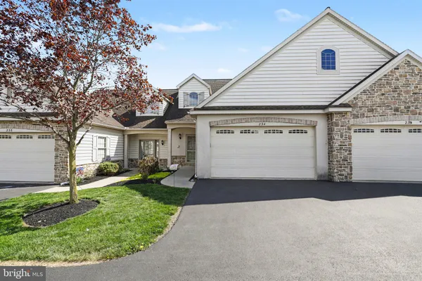 $359,900 | 234 Masonic Drive, Elizabethtown, PA 17022