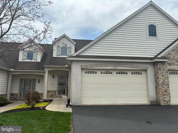 $359,900 | 234 Masonic Drive, Elizabethtown, PA 17022
