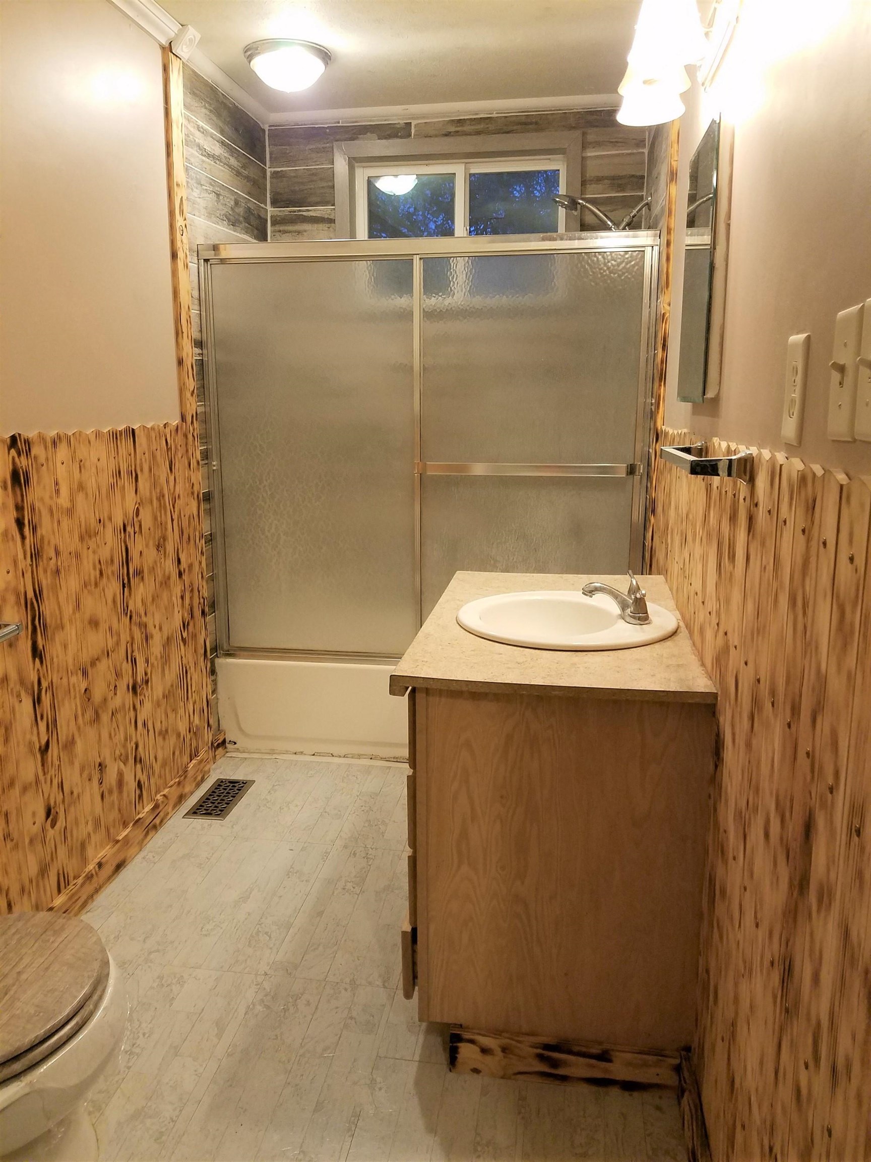 304 Spruce Street Halstead, KS 67056 - Photo 13 of 18