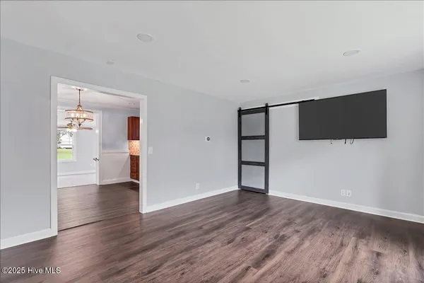 $2,000 | 825 North Saylor Street, Southern Pines, NC 28387