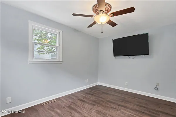$2,000 | 825 North Saylor Street, Southern Pines, NC 28387