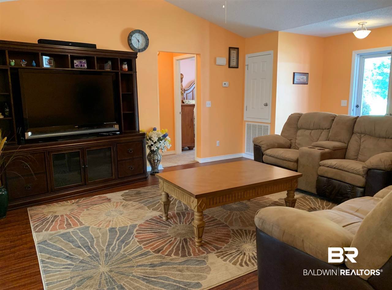 320 North Hickory Street Foley, AL 36535 - Photo 5 of 40