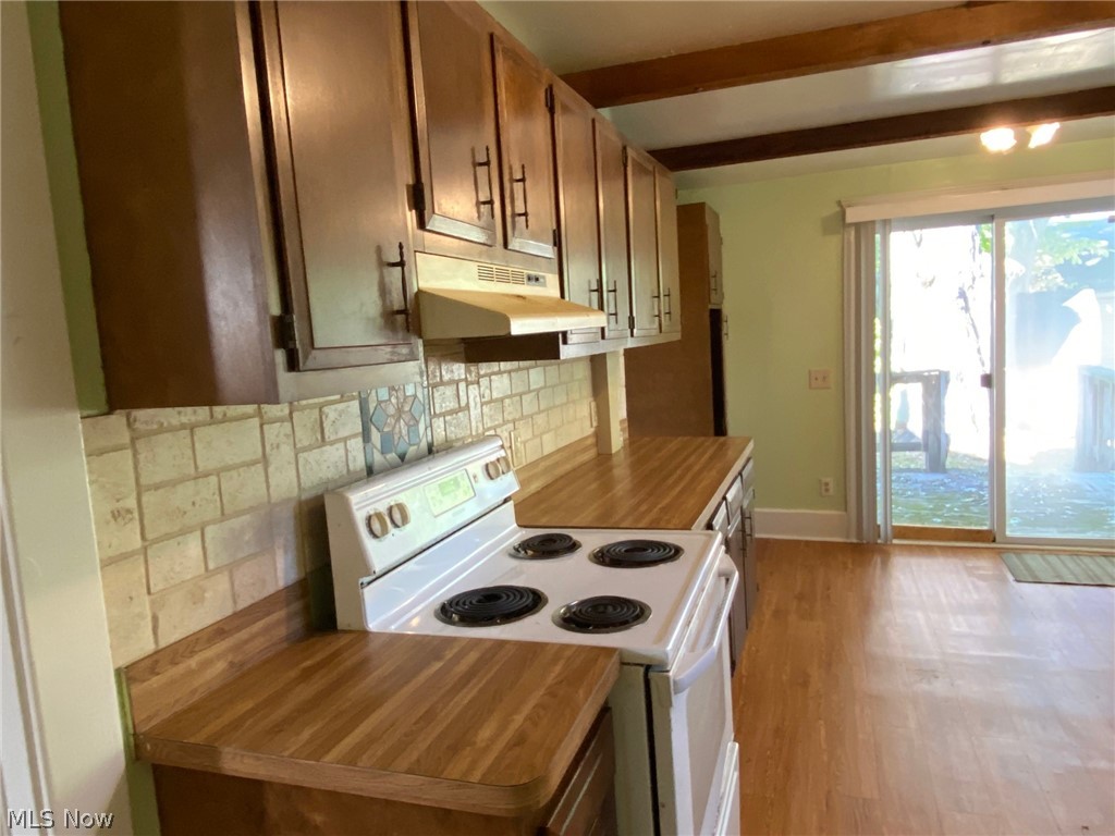 906 Dayton Street Akron, OH 44310 - Photo 12 of 31
