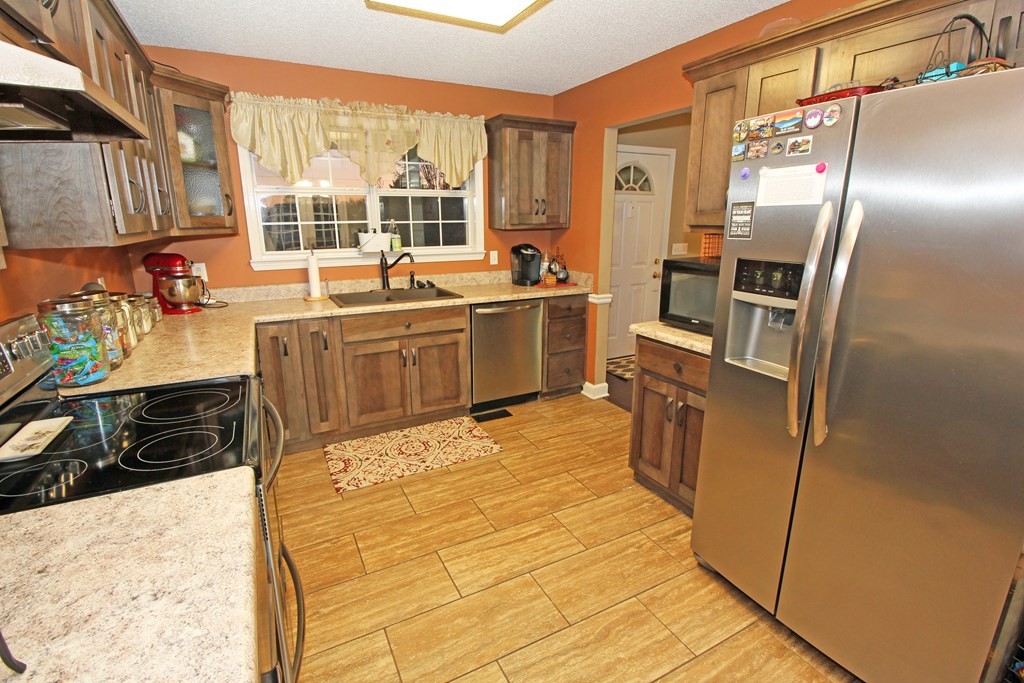 587 Long Road Chatsworth, GA 30705 - Photo 7 of 17