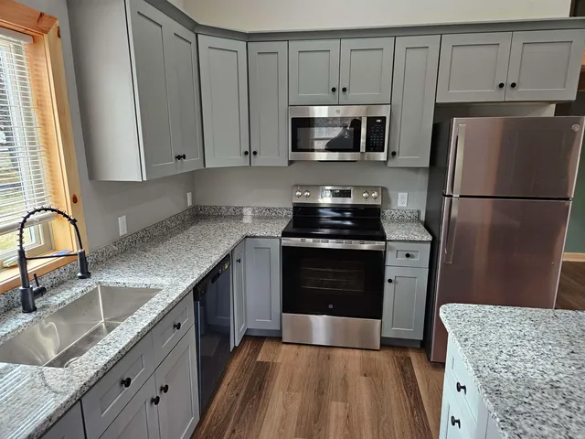 $2,500 | 24 Steele Drive, Unit 1, North Woodstock, NH 03262