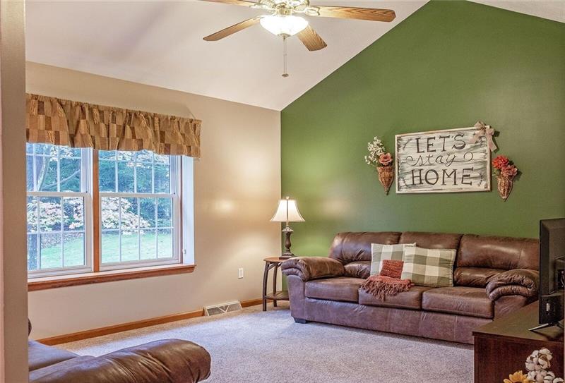 770 Pine Grove Road Beaver, PA 15009 - Photo 5 of 20